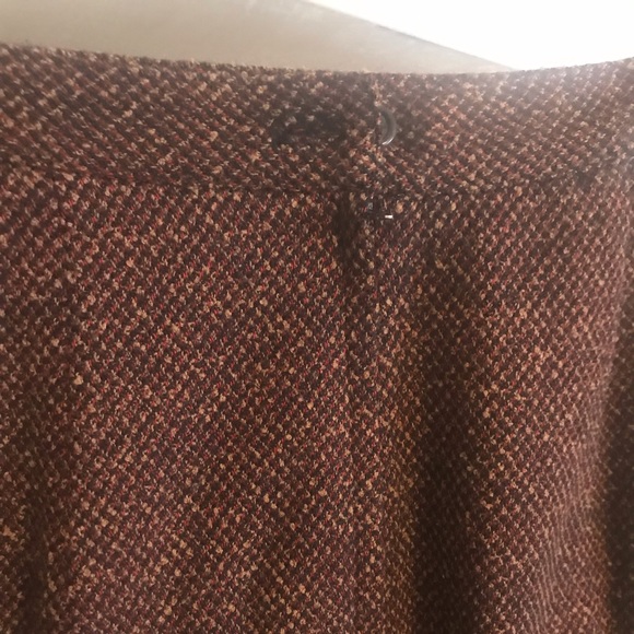 Multicolored Tweed work Skirt. Size 6 - Picture 4 of 4